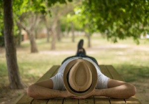 The nap in aging people helps to better preserve their cognitive abilities! 