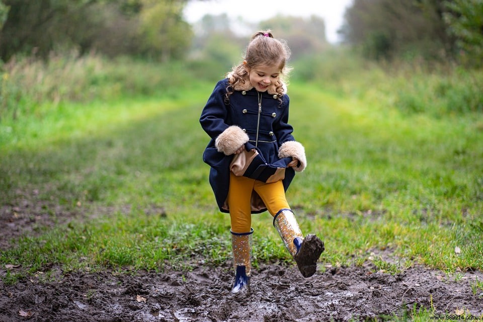 Why should children be allowed to get dirty in nature? 