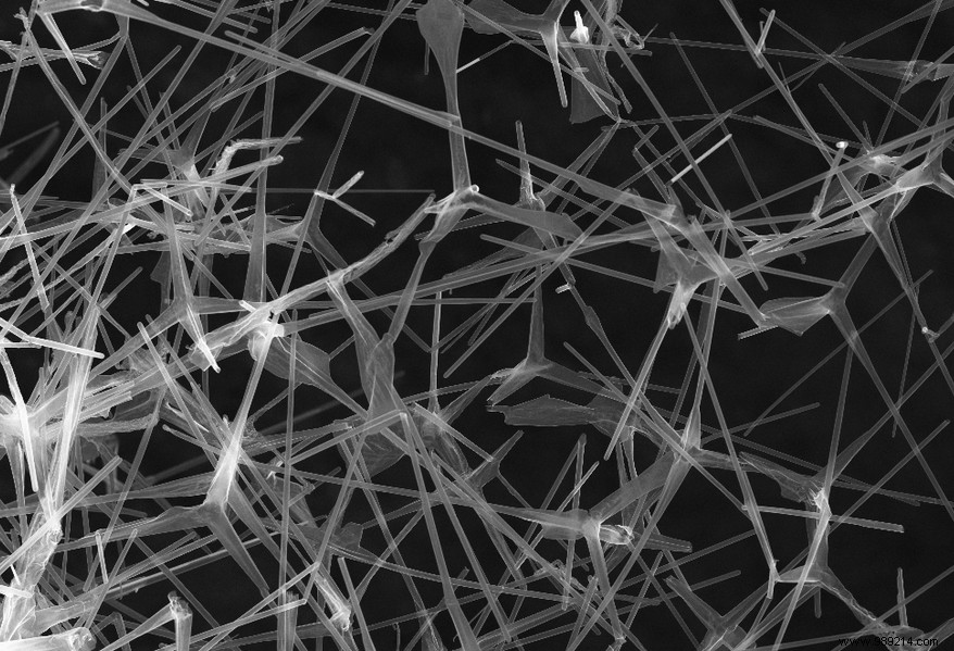 Aerographite, a promising material for easily exiting the Solar System 