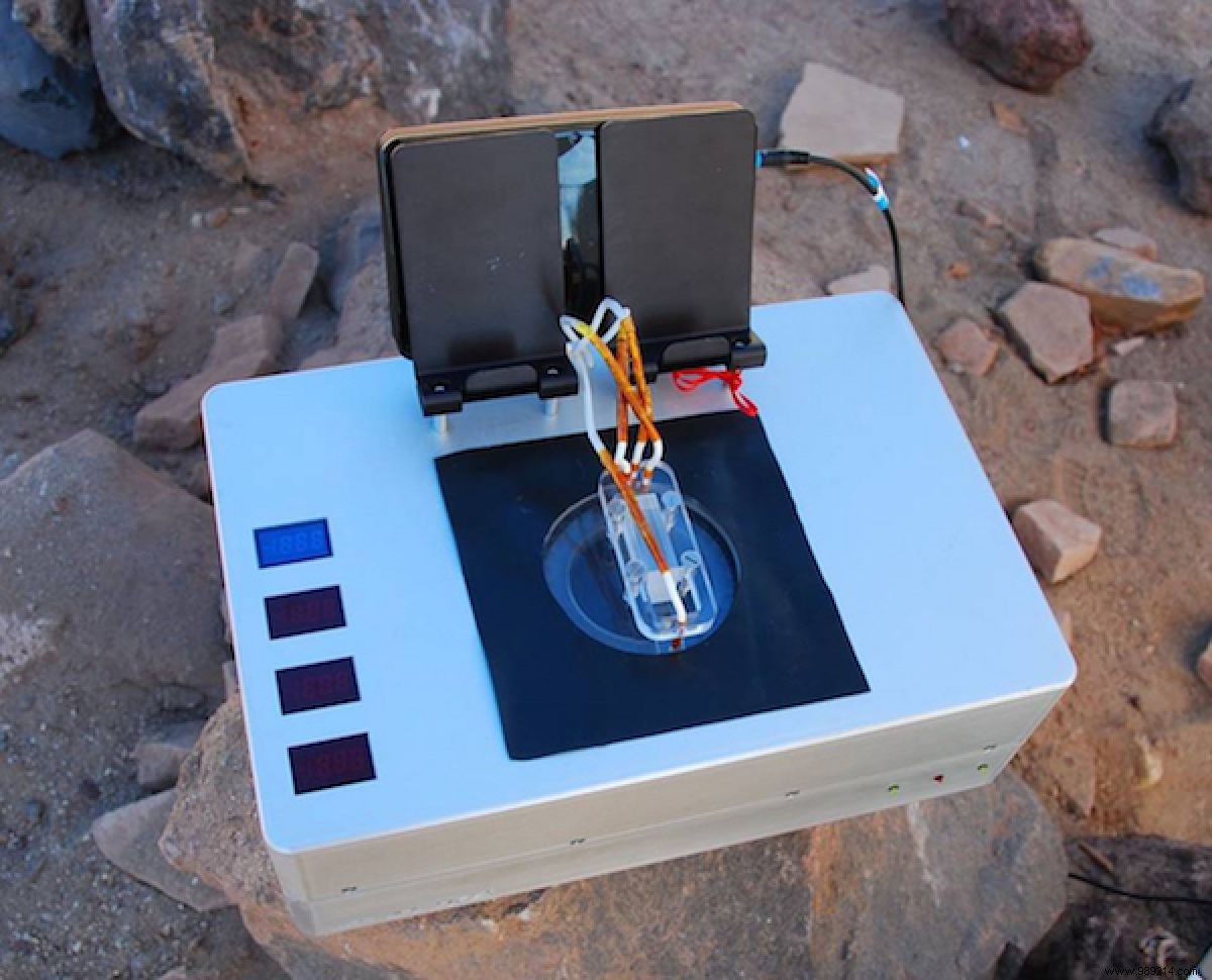 This mini laboratory is capable of analyzing traces of extraterrestrial life! 