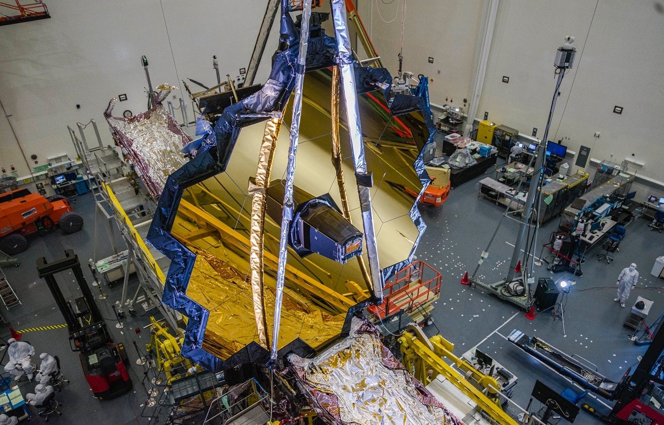 The James Webb Telescope is fully extended. What is the next step ? 