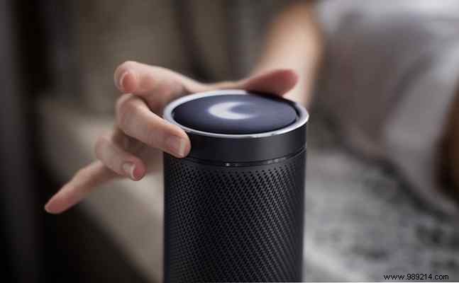 Microsoft Cortana now controls your home with the Invoke smart speaker