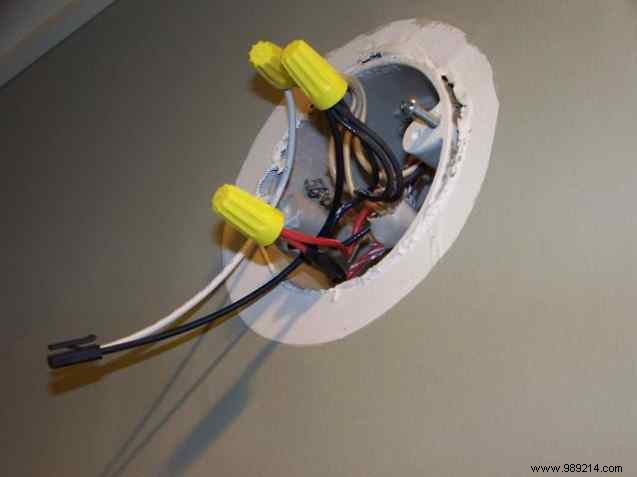 Battle Roost Smart Battery Vs Nest Protect Smoke Detector