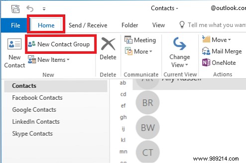 How to send emails to many recipients in Outlook with a distribution list