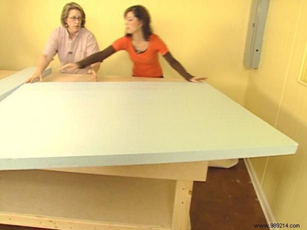 How to build a sewing table
