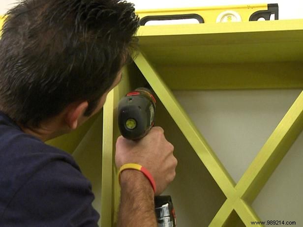 How to build a wall mounted wine rack