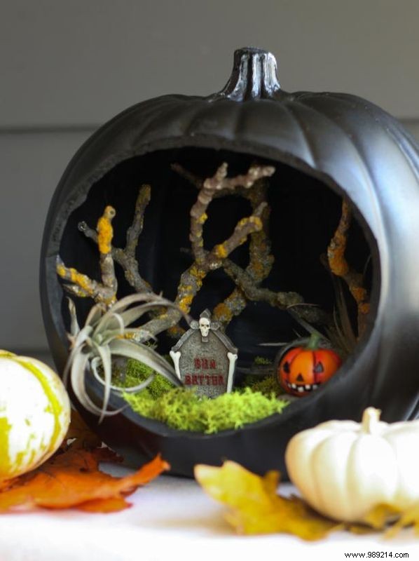 How to Create a Spooky Fairy Garden for Halloween