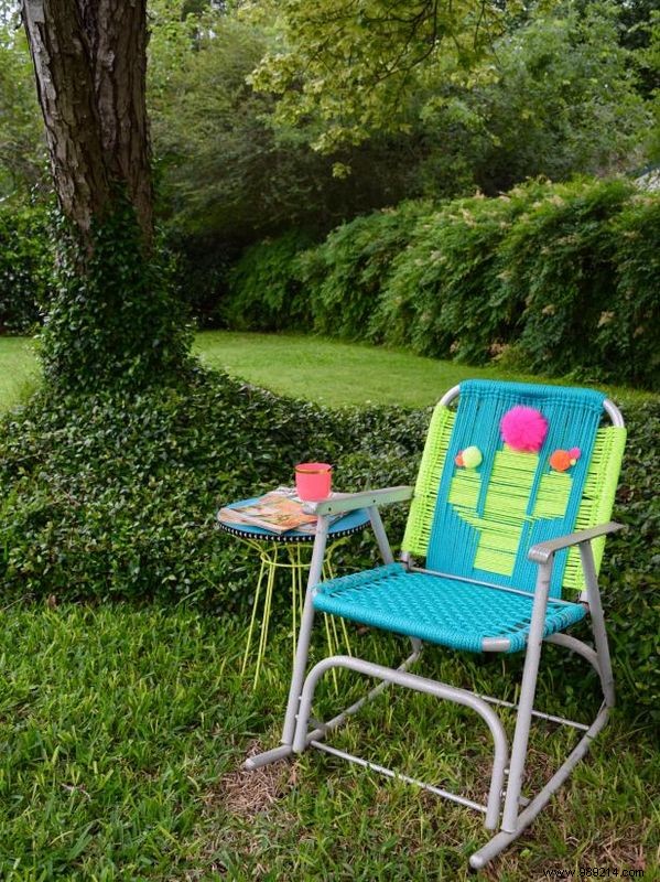 How to macrame a vintage garden chair