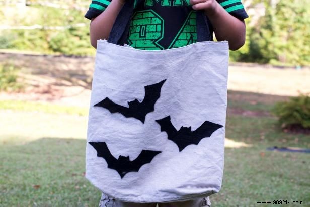 How to Make a Canvas Halloween Gift Bag