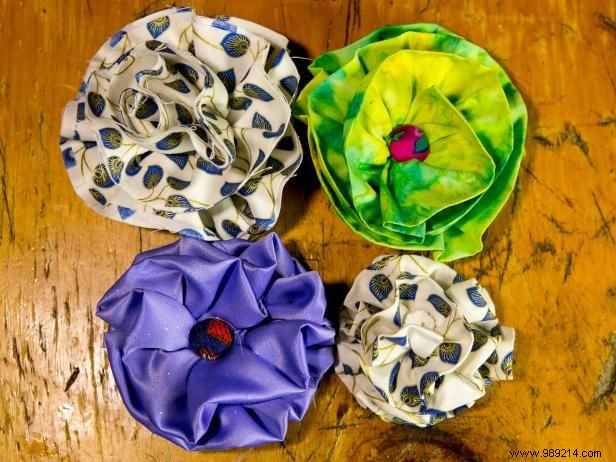 How to make a fabric flower