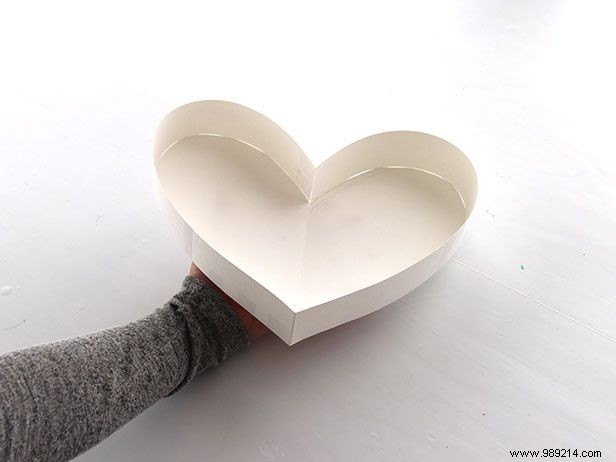 How to make a Fringed Heart Pinata