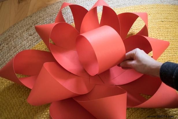 How to make a giant oversized bow