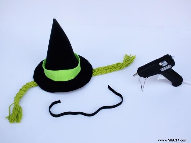 How to make a Halloween witch hat for your dog