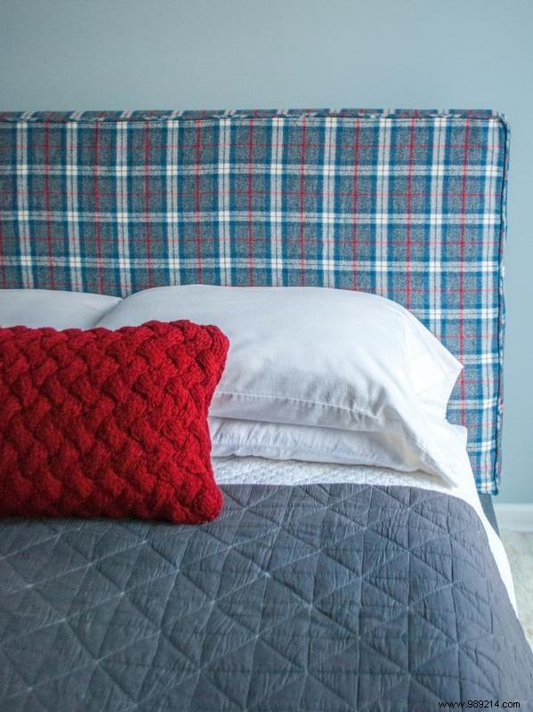 How to make a no-sew piping headboard cover