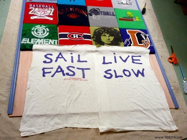 How to make a header out of old t-shirts