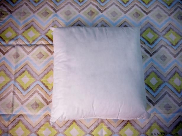 How to make a no-sew pillowcase