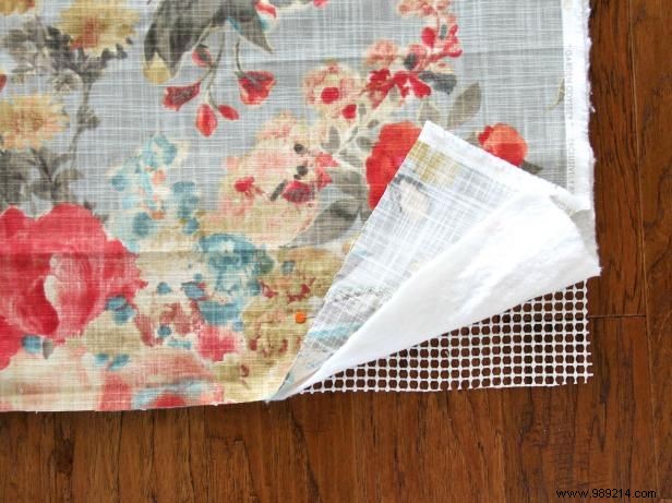 How to make an upholstery fabric rug