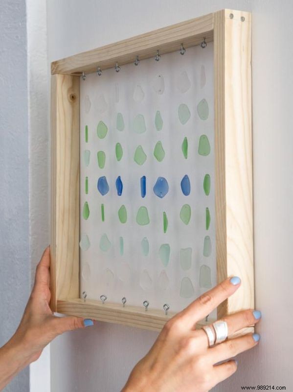 How to make a sea glass shadow box