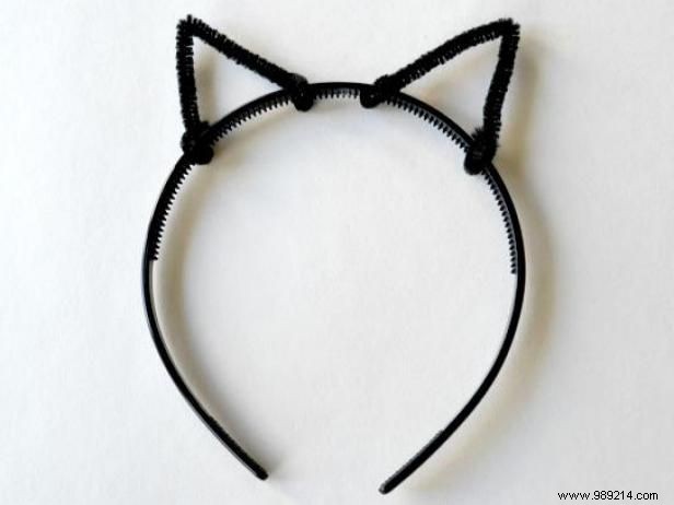How To Make An Easy Black Cat Halloween Costume