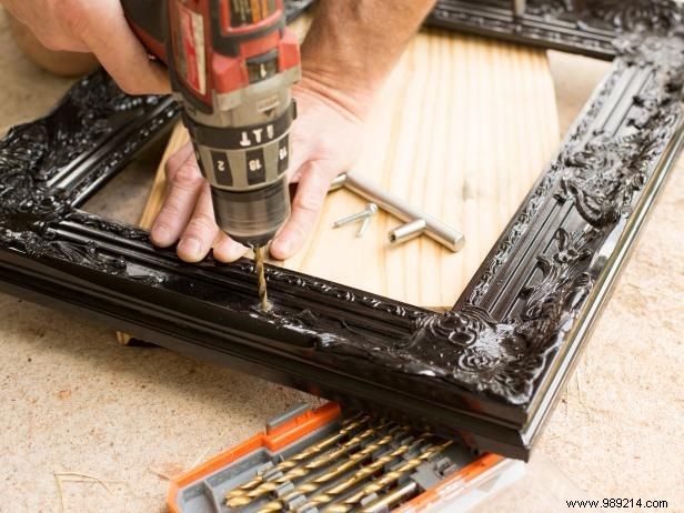 How to make chalkboard serving trays from old picture frames