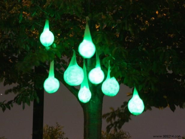 How to make glowing Halloween light pods 