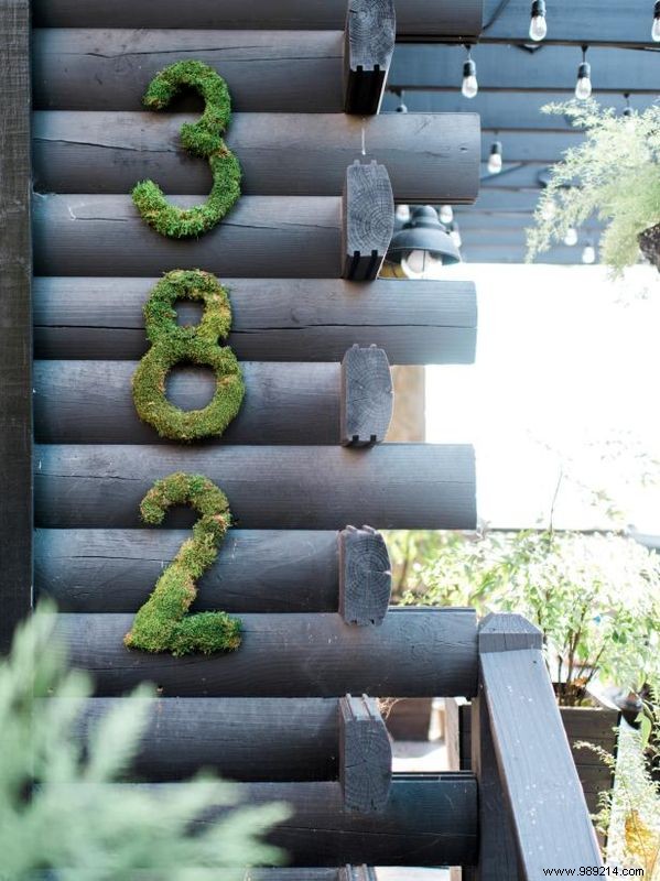 How to make moss covered house numbers