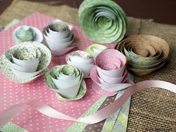 How to Make Rosebud Party Paper Streamers
