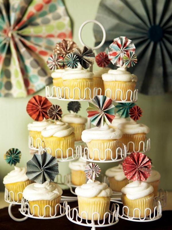 How to Make Pinwheel Cake Toppers