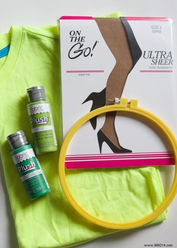 How to make screen print shirts with pantyhose