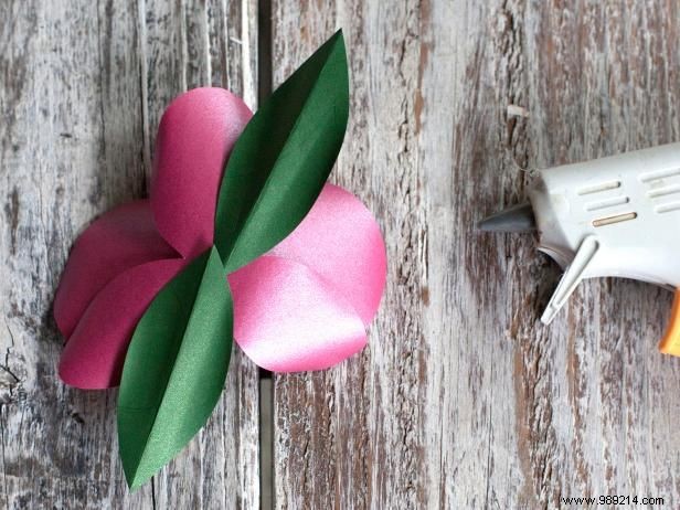 How to make tropical paper orchids