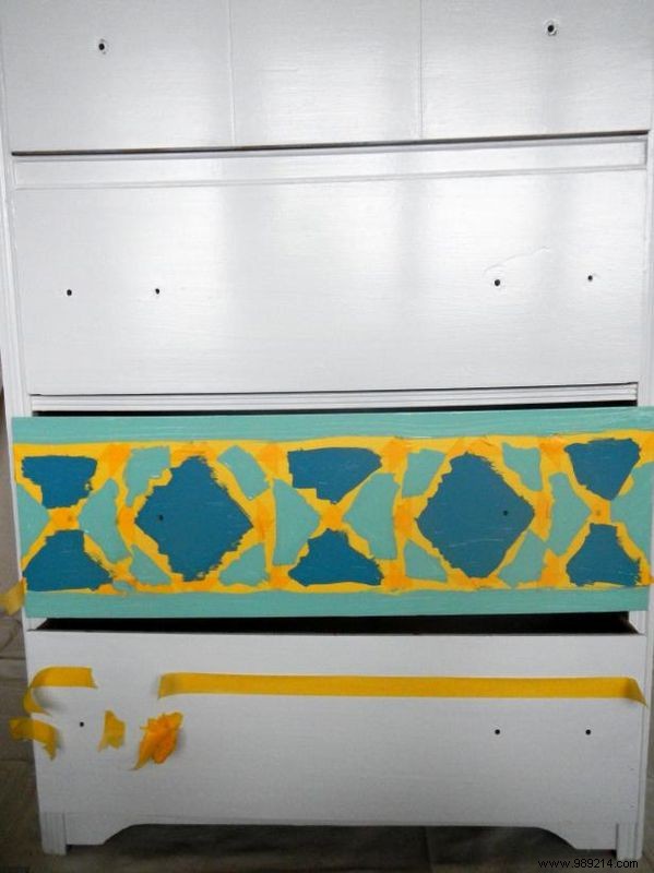 How to paint a geometric pattern on a dresser