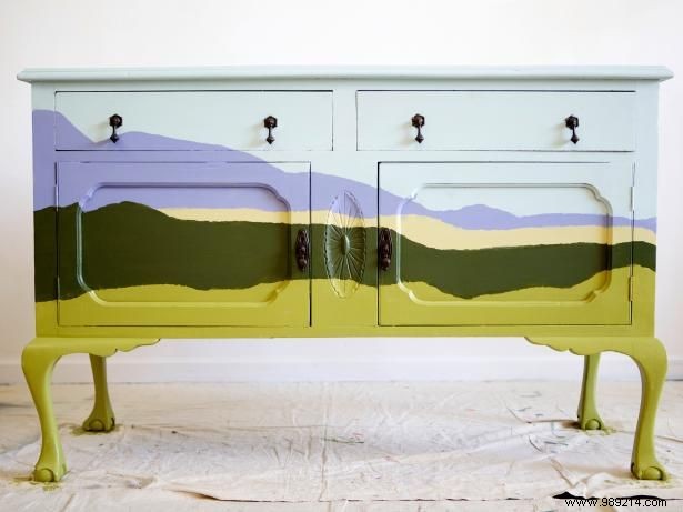 How to paint a Trompe Loeil landscape on a chest of drawers