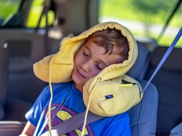 How to Recycle a Hoodie into a Cozy Travel Pillow