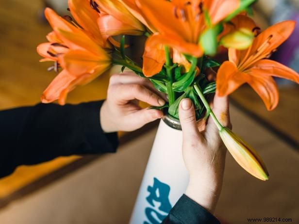 How to use megaphones as floral containers varsity-chic
