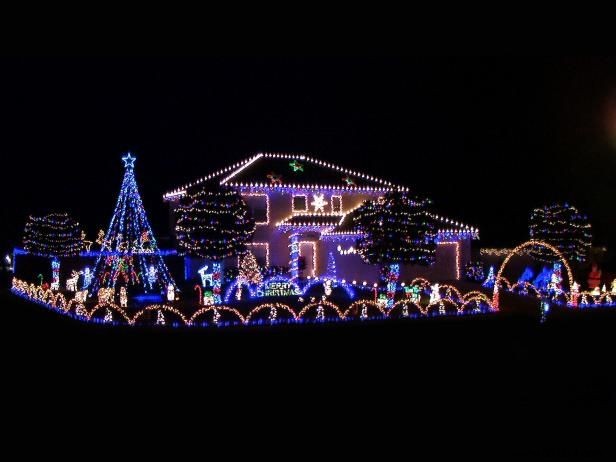 Our Favorite Holiday Light Displays from Rate My Space